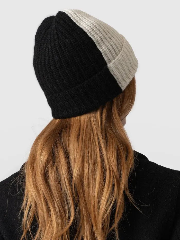 Saint And Sofia Scarves and Hats Women Cashmere Beanie 8211 CreamBlack Creamblack