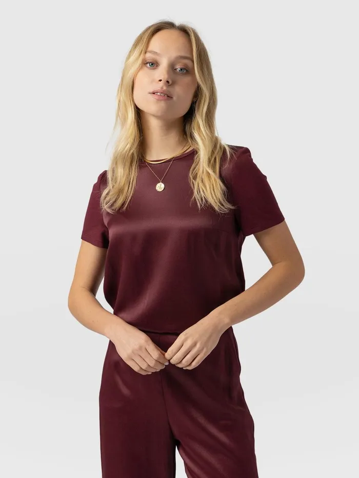 Saint And Sofia TShirts and Tanks Women Rayner Contrast Tee 8211 Maroon Maroon Saint And Sofia TShirts and Tanks Women Rayner Contrast Tee 8211 Maroon Maroon