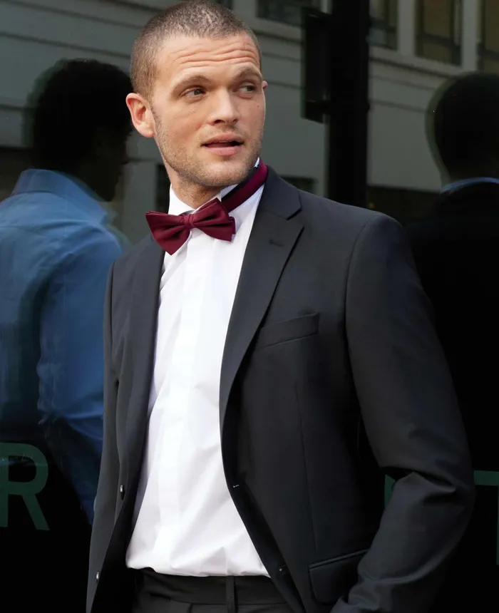 Savile Row Company Burgundy PreTied Silk Bow Tie Burgundy Men Bow Ties