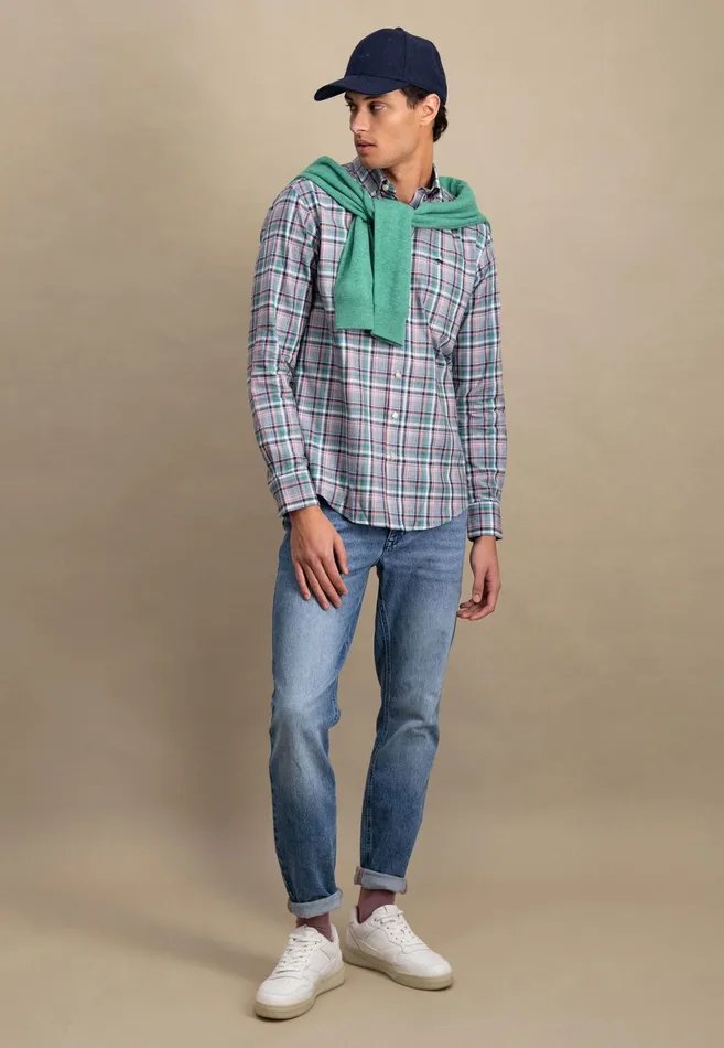 Shirts Men FYNCHHATTON Carroted Shirt With Buttondown Collar Grass Greenflamelight Khaki