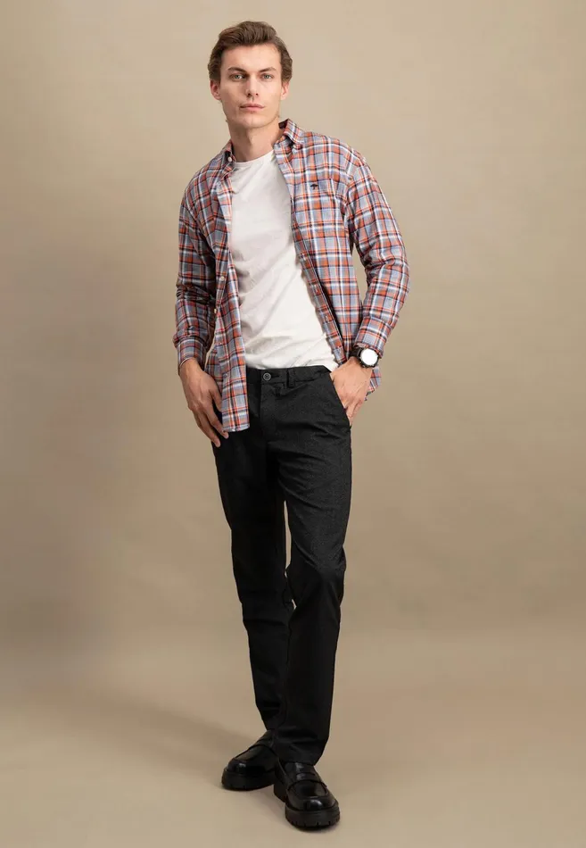 Shirts Men FYNCHHATTON Carroted Shirt With Buttondown Collar Grass Greenflamelight Khaki