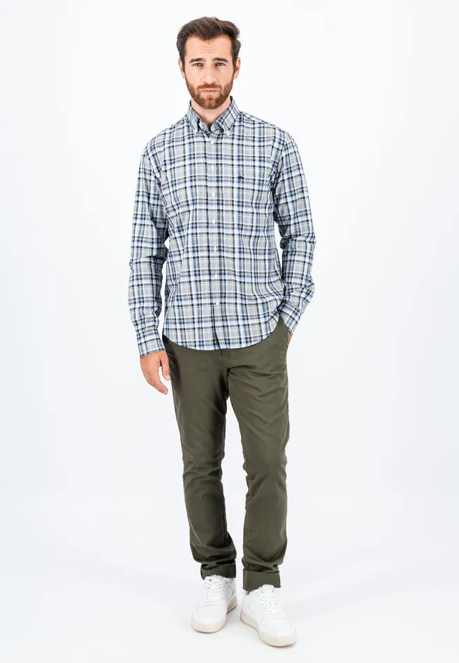 Shirts Men FYNCHHATTON Carroted Shirt With Buttondown Collar Grass Greenflamelight Khaki