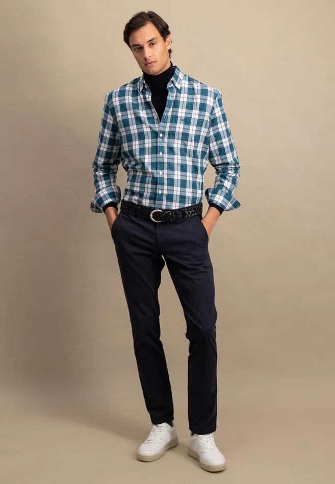 Shirts Men FYNCHHATTON Carroted Shirt With Buttondown Collar Grass Greenwinter Whitedark Teal