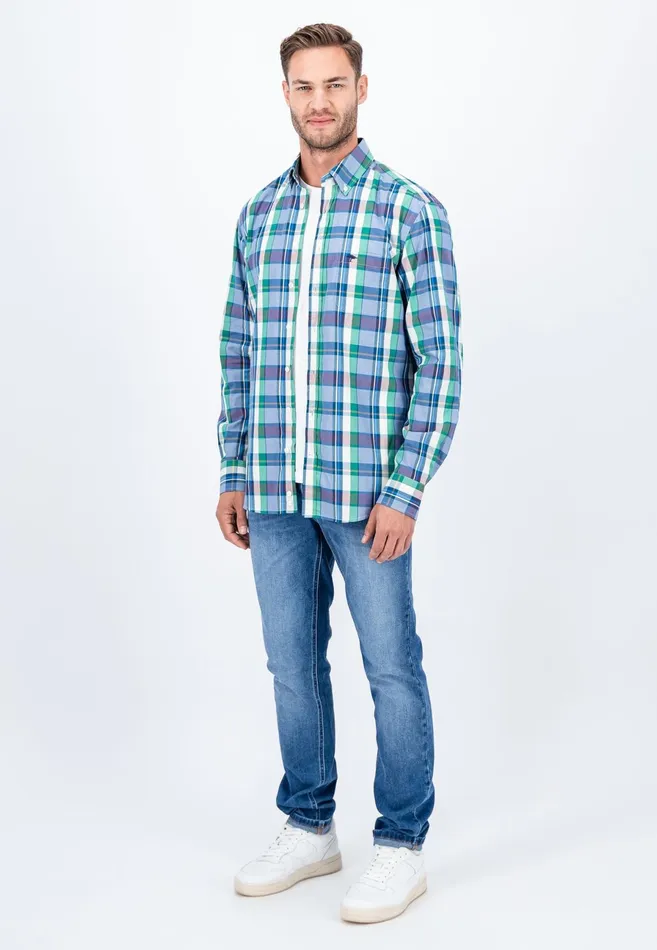 Shirts Men FYNCHHATTON Checked Shirt With Buttondown Collar Grass Green