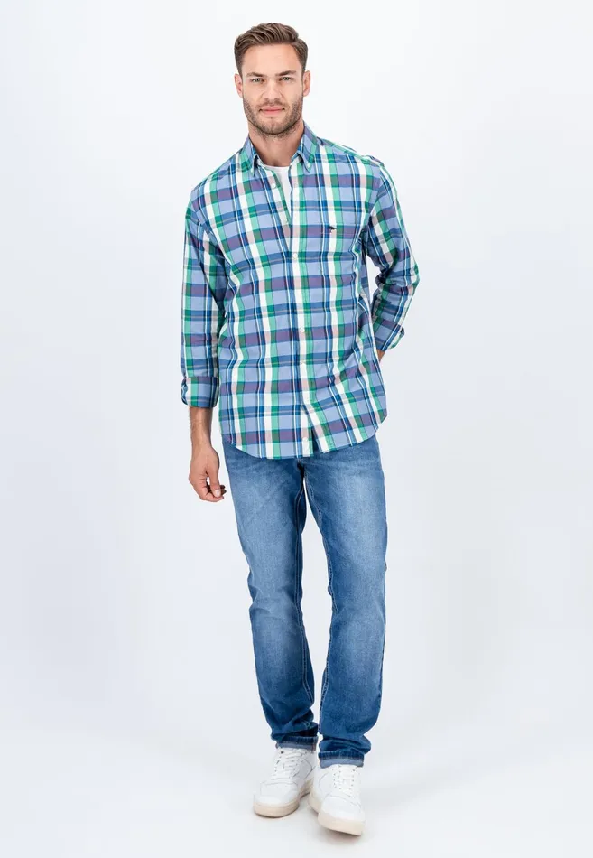 Shirts Men FYNCHHATTON Checked Shirt With Buttondown Collar Grass Green