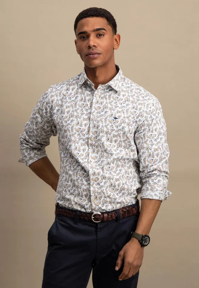 Shirts Men FYNCHHATTON Cotton Shirt With A Hunt Collar And All overprint Navysandstrong Blue