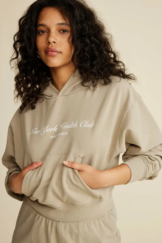 Sporty and Rich Sweatshirts Women NY Health Club Cropped Hoodie 8211 ElephantWhite