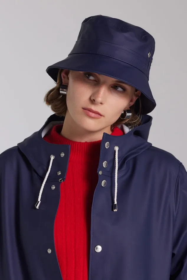 Stutterheim Beckholmen Bucket Hat Navy Women Bucket Hats