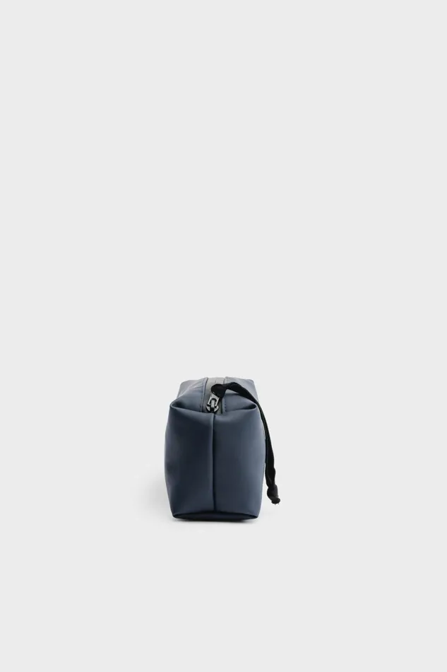 Stutterheim Container Small Wash Bag Navy Women Wash Bags