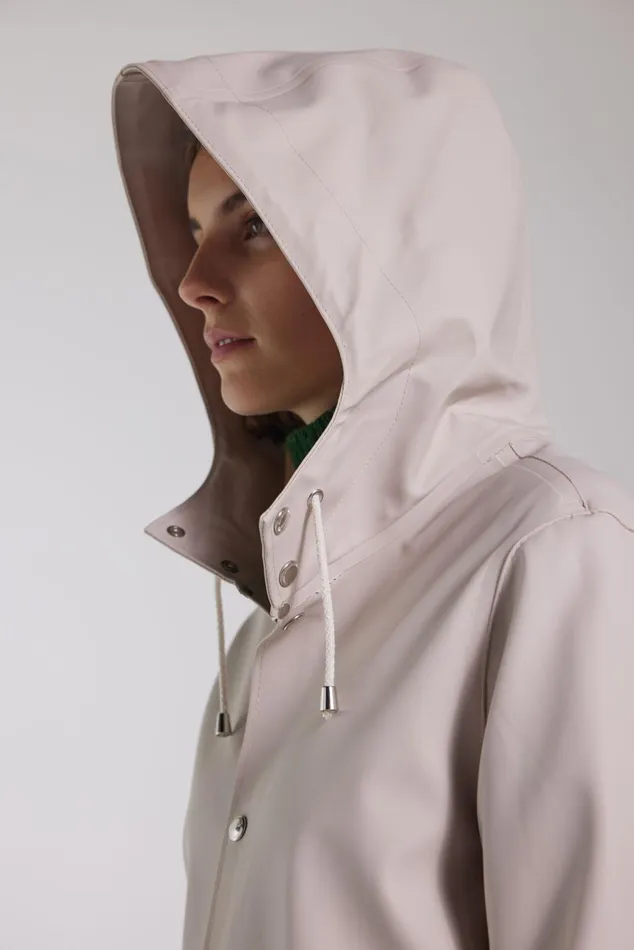 Stutterheim Stockholm Raincoat Light Sand Women Raincoats