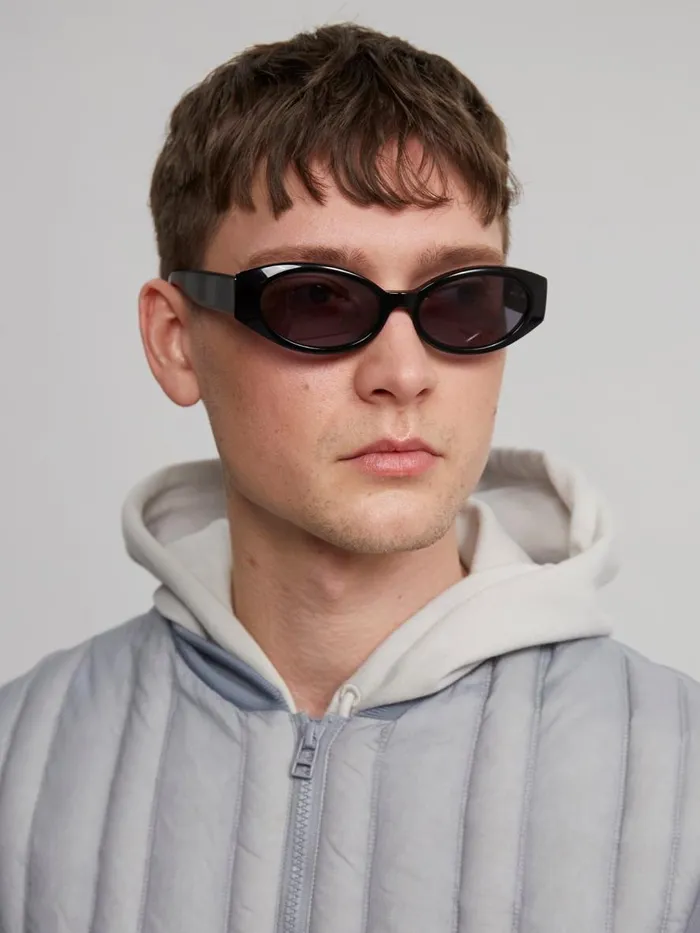 Sunglasses WomenMen Holzweiler Lieben Frame Black