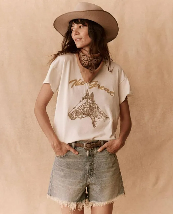 Tees and Sweats The Great The Boxy Crew Washed White With Spice Horse Embroidery Tees and Sweats The Great The Boxy Crew Washed White With Spice Horse Embroidery