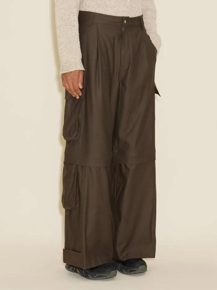 Trousers and Shorts Men Holzweiler Ebbi Cargo Trousers Olive Green