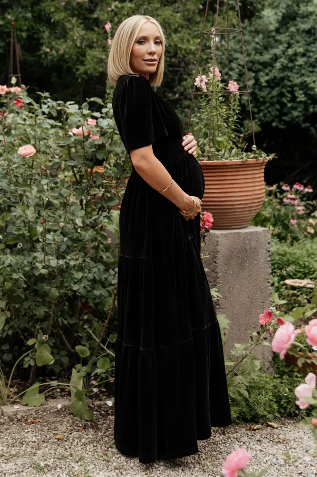 Women Bump Friendly Baltic Born Artemis Velvet Maxi Dress Black