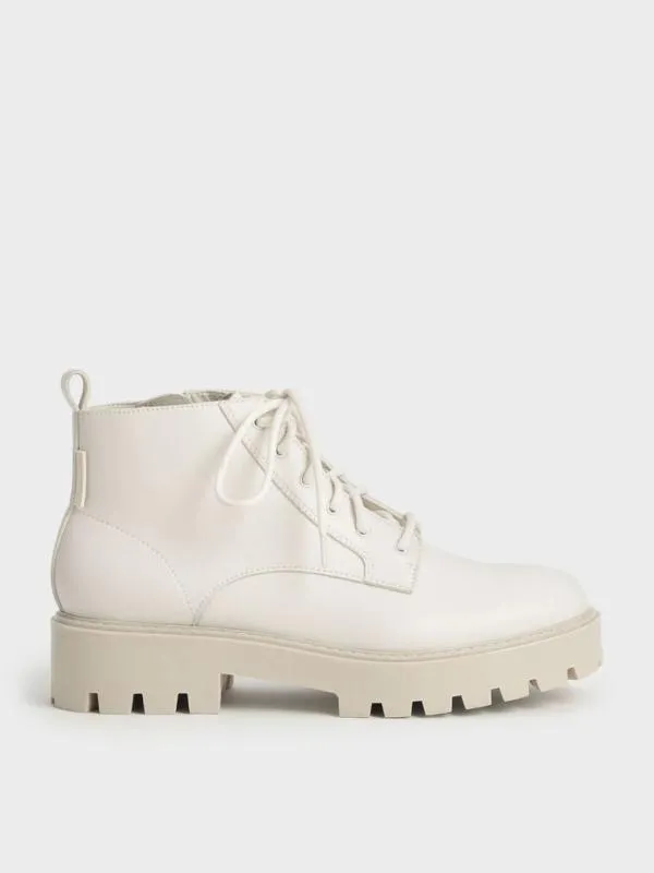 Women Commute LaceUp Chunky Ankle Boots 8211 Chalk CHARLES and KEITH Boots