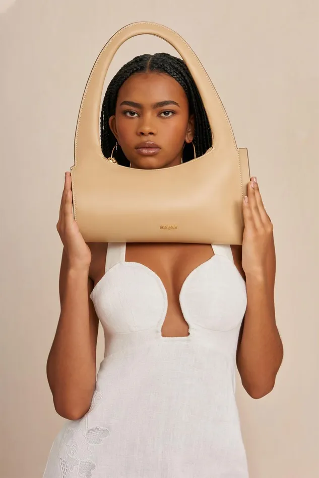 Women Cult Gaia Shoulder Bags CLAUDETTE SHOULDER 8211 SAND