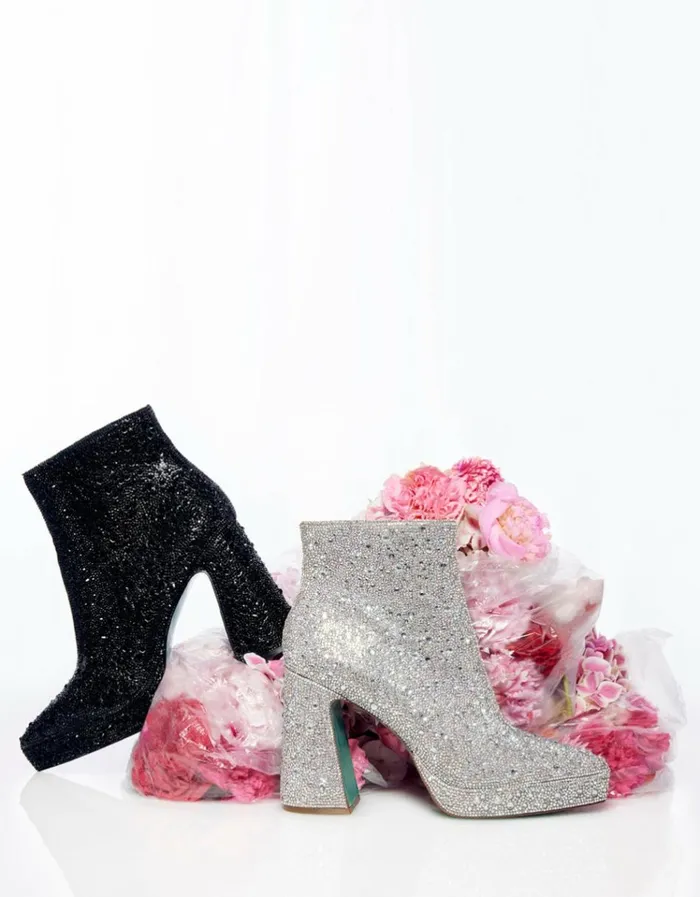 Women DELLA BLACK Black Betsey Johnson