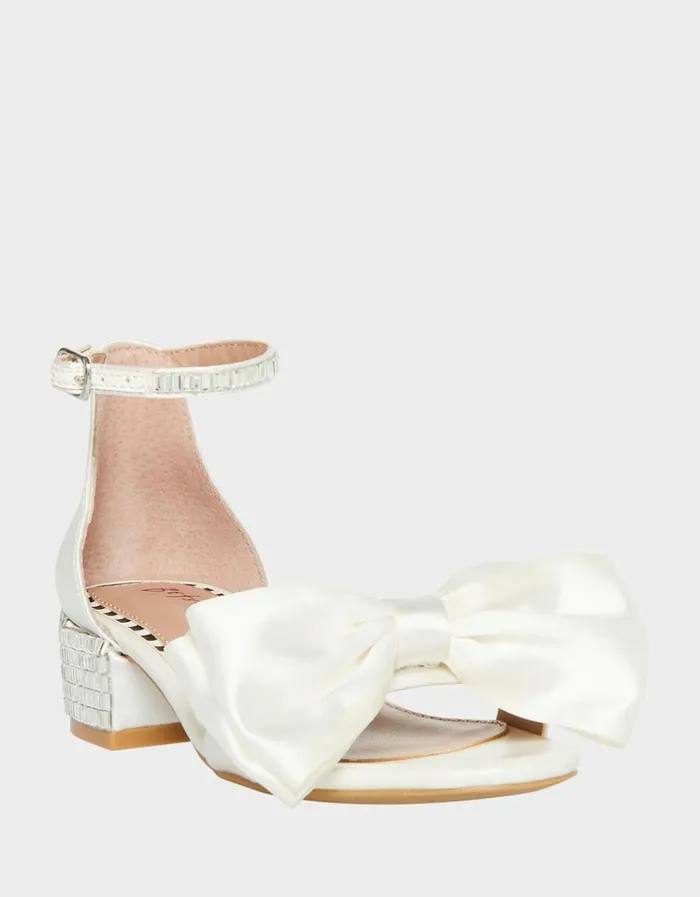 Women KIDS039 MADDY IVORY Ivory Betsey Johnson