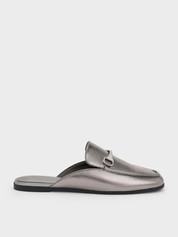 Women Leslie Metallic Mules 8211 Pewter CHARLES and KEITH Flats