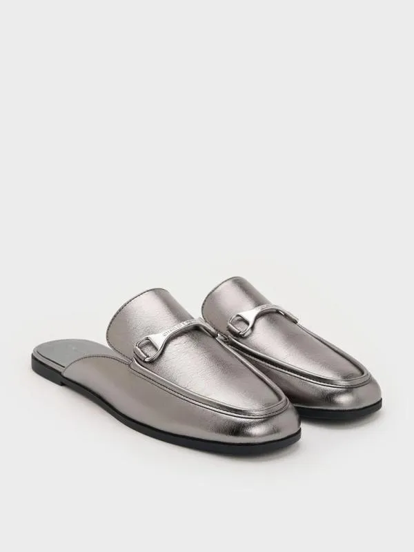 Women Leslie Metallic Mules 8211 Pewter CHARLES and KEITH Flats