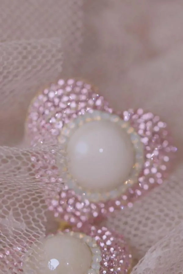 Women Needle and Thread Sweetheart Rose Drop Earrings Pink