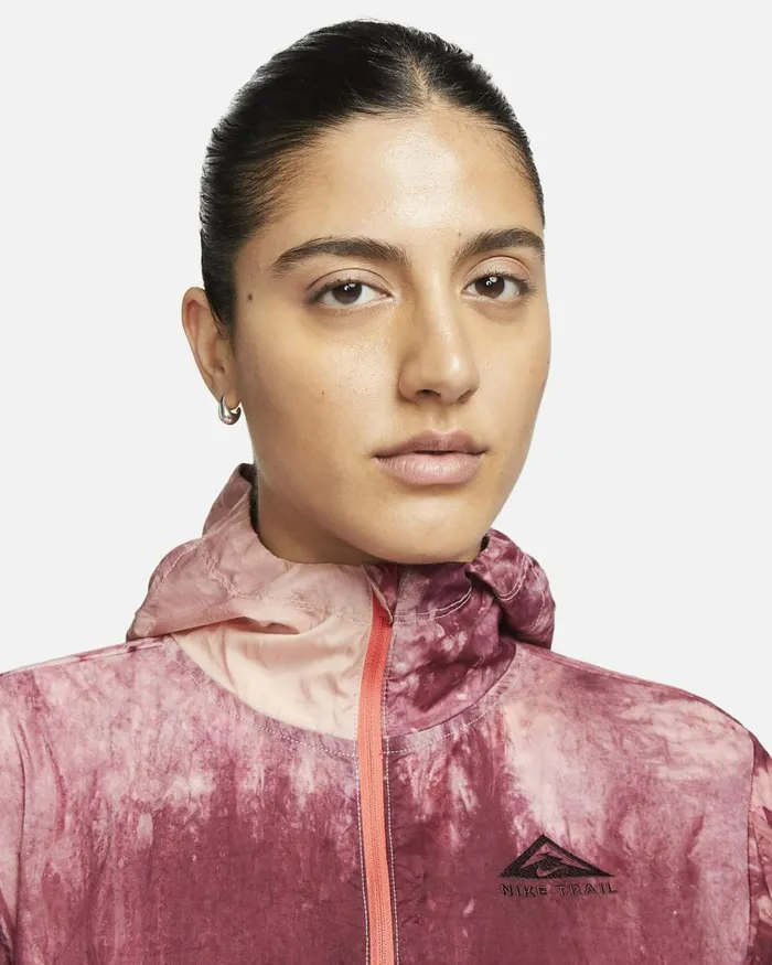 Women Nike Jackets Repel Ember Glowember Glowburgundy Crush