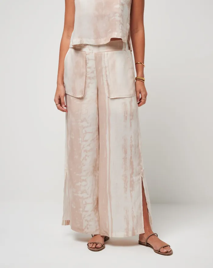 Women Pants TravisMathew ON THE WING WIDE LEG PANT Brazilian Sand