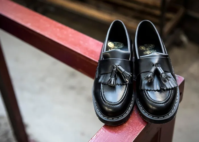Women Solovair Loafers Black Vegan HiShine Tassel Loafer