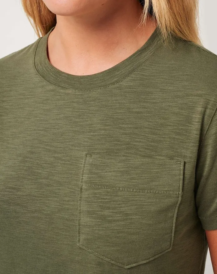 Women Tees TravisMathew CLOUD CREW POCKET TEE Clover