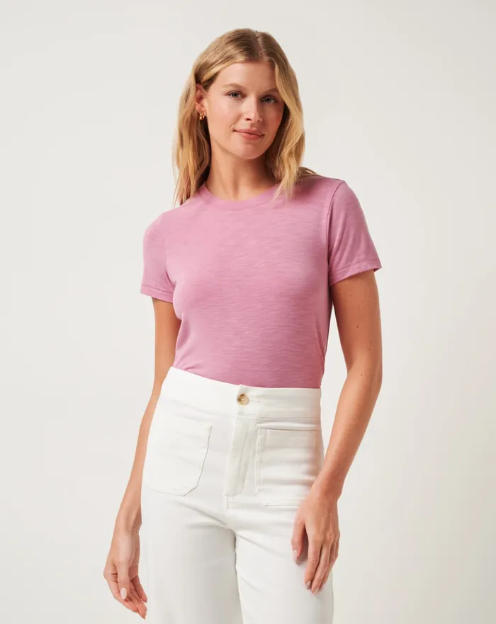 Women Tees TravisMathew CLOUD JERSEY TEE Foxglove
