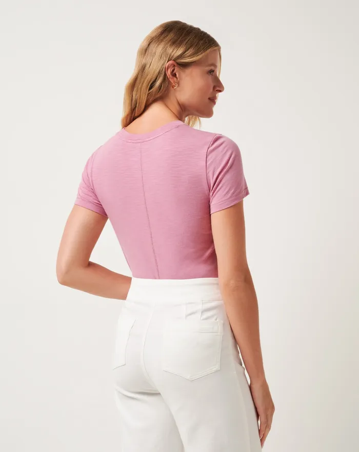 Women Tees TravisMathew CLOUD JERSEY TEE Foxglove