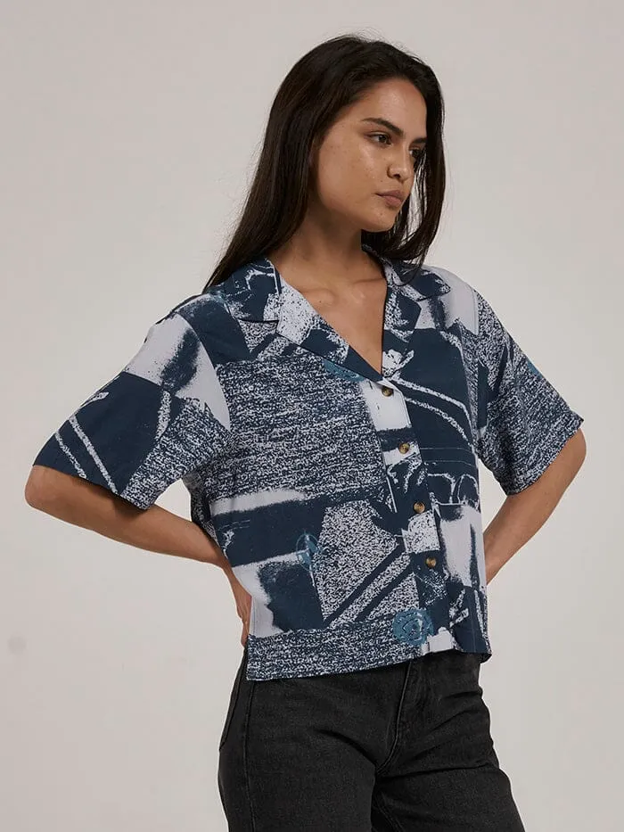 Womens Alchemy Bowling Shirt New Teal Thrills Tops and Tees
