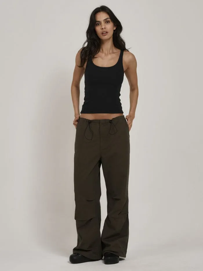 Womens Freefall Parachute Pant Tarmac Thrills Pants