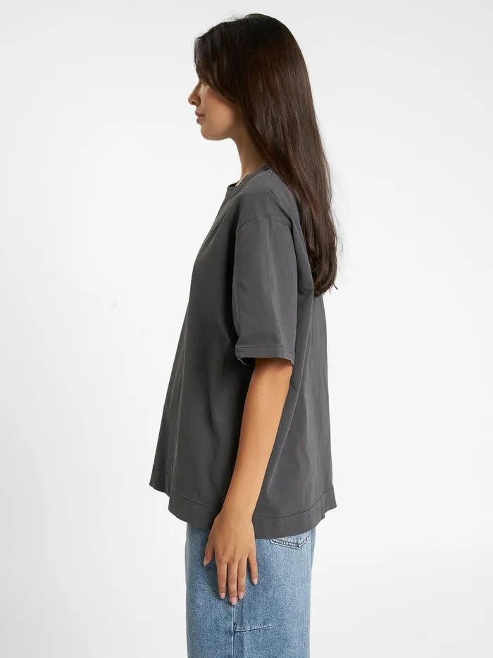 Womens Sessions Box Tee Merch Black Thrills Tops and Tees
